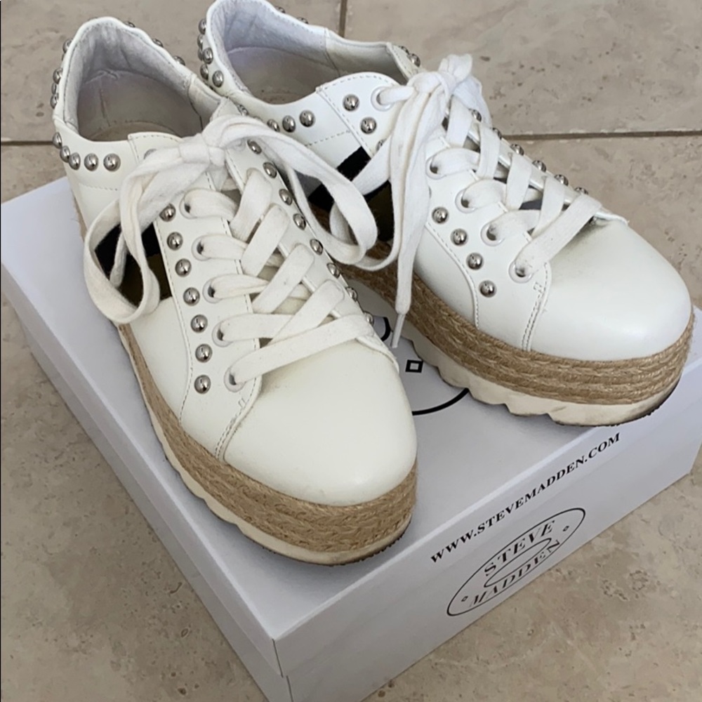 Platform shoes